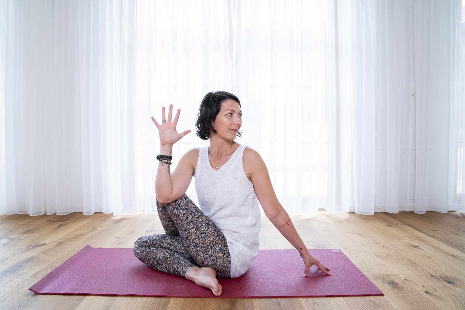 Jelena Drofenik-Premauer – #yogadoula – Portrait Jelena Drofenik-Premauer - #yogadoula - Portrait